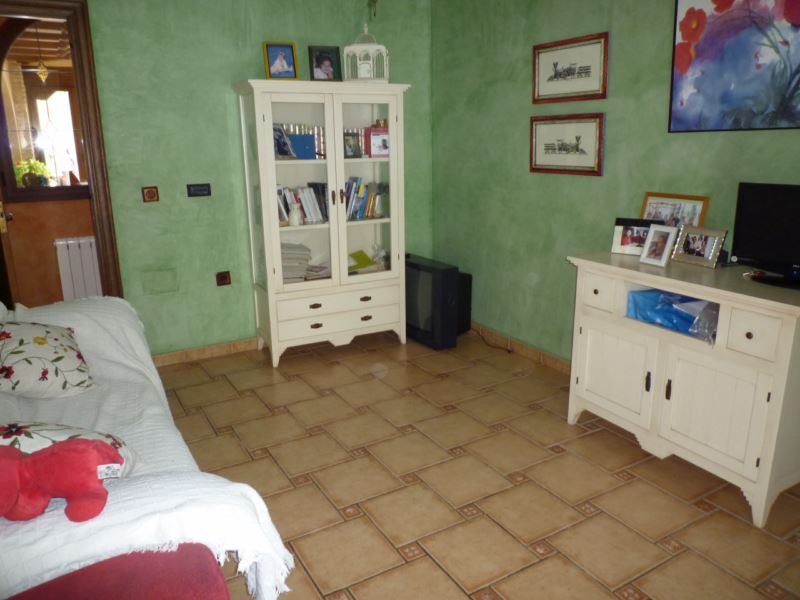 Piso_en_San_Miguel,_Flat_in_San_Miguel,_étage_dans_San_Miguel,_Шрифт_EusthaliaSansStamped